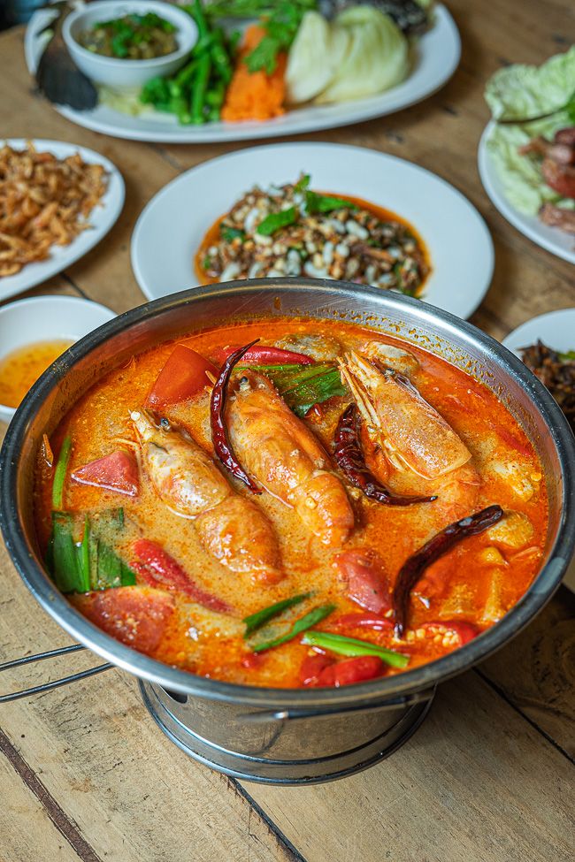 The Fiery Heart of Thailand: Discovering Tom Yum Goong