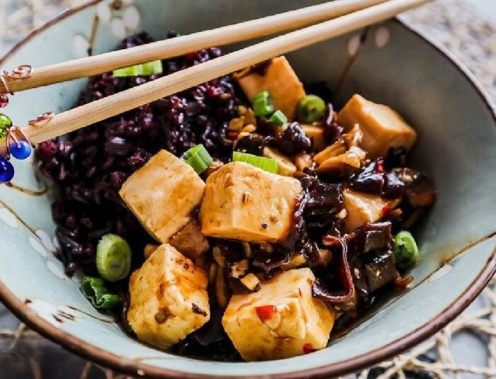 Mapo Tofu Salad: When Classic Sichuan Heat Meets Fresh Comfort