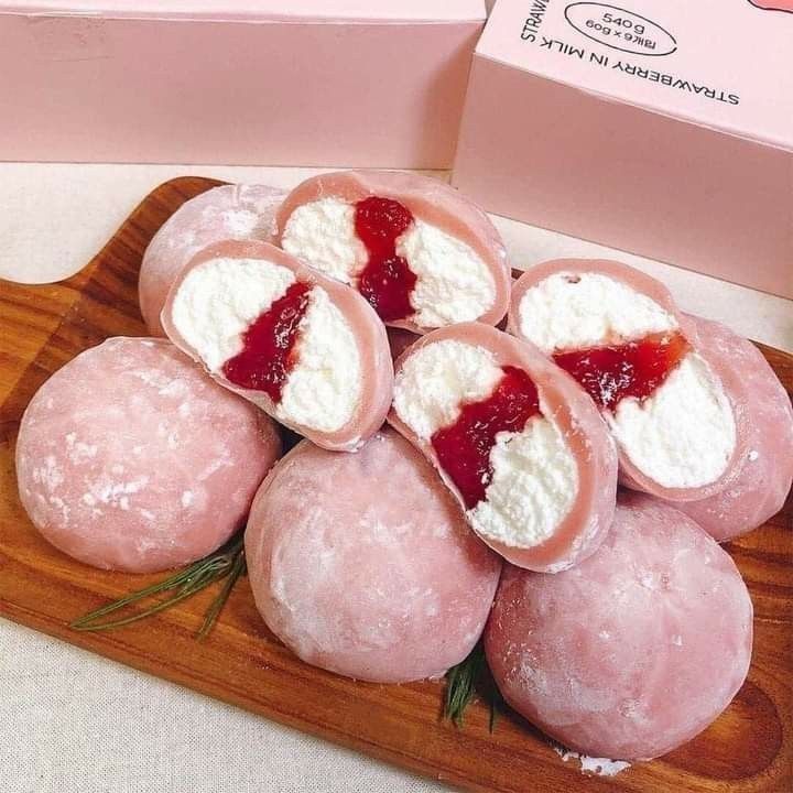 The Soft Beauty of Mochi: A Timeless Treat That Warms the Heart
