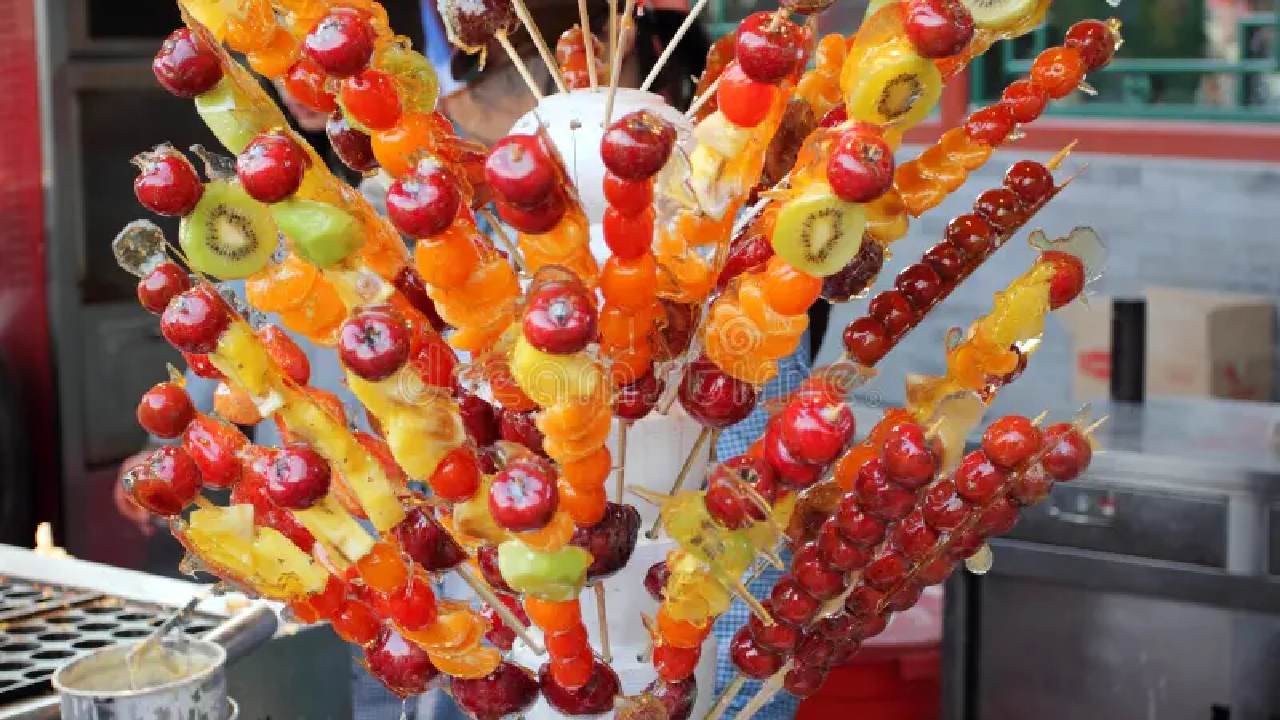 Candied Haws in China: A Sweet Street Snack Rooted in History and Memory