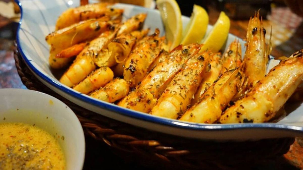 The Irresistible Flavor of Grilled Shrimp with Lemon Garlic: A Perfect Healthy Menu