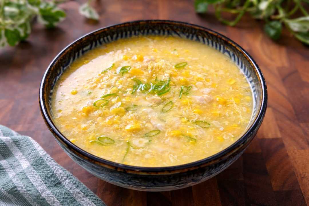 Healthy and Filling Low-Calorie Chicken Egg Soup