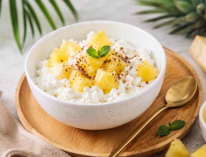 Cottage Cheese with Pineapple: A Low-Calorie, Protein-Rich Dessert